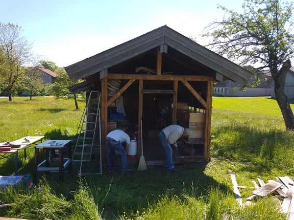 Renovierung Bienenhaus